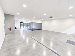 Carros Centre (D25), Factory #618128481